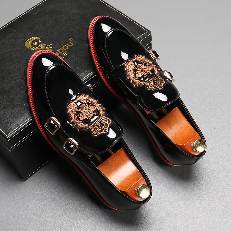 Trendy Embroidered Loafers Men Shoes
